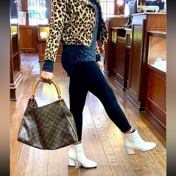 Louis Vuitton Artsy MM - Picture 7 of 10